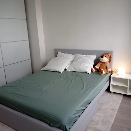 Lovely Near La Defense